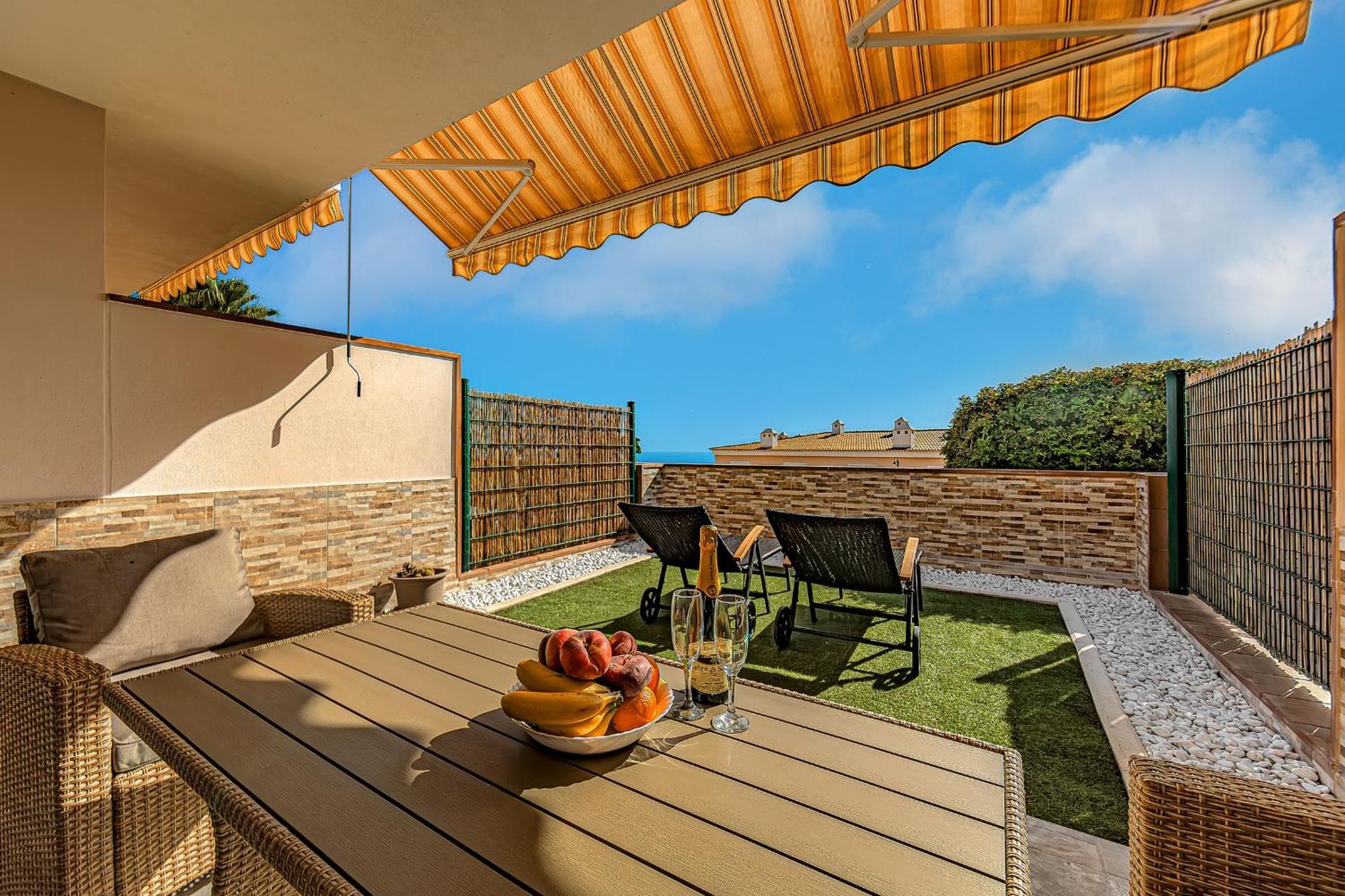 Spacious Ocean View Family Townhouse Пуэрто-де-Сантьяго Экстерьер фото